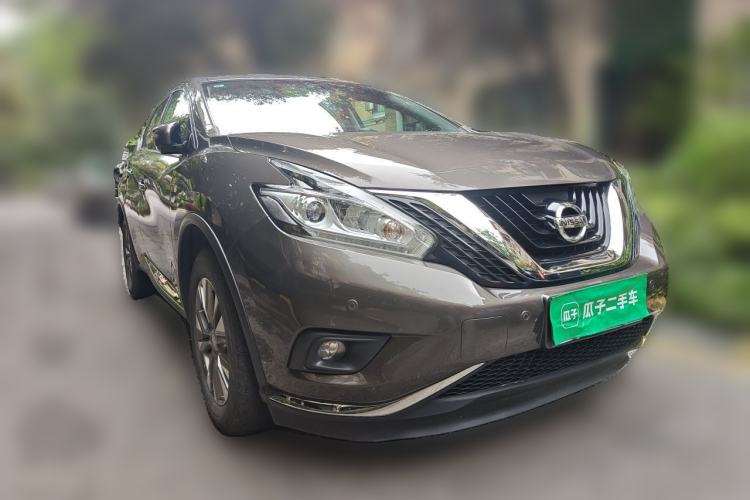 Used Nissan Murano 2017 2.5L XL Two-Wheel Drive Smart Edition Front Right 45 Deg