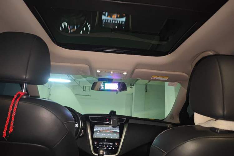 Used Nissan Murano 2017 2.5L XL Two-Wheel Drive Smart Edition Headliner
