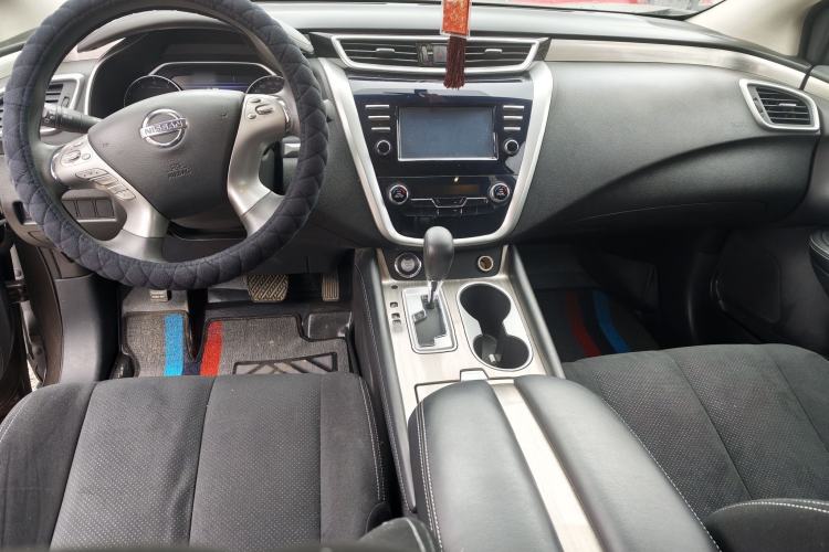 Used Nissan Murano 2017 2.5L XE Two-Wheel Drive Elite Edition Interior 1