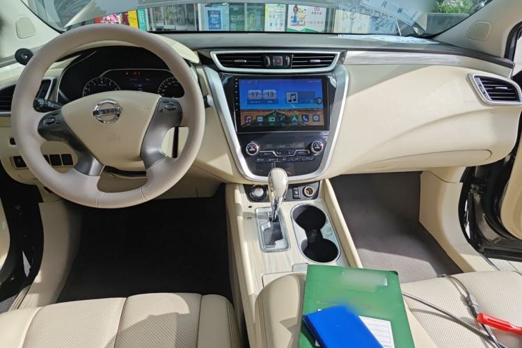 Used Nissan Murano 2017 2.5L XL Two-Wheel Drive Smart Edition Interior 2