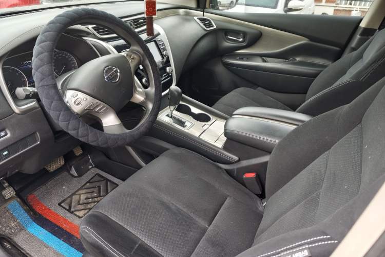 Used Nissan Murano 2017 2.5L XE Two-Wheel Drive Elite Edition Left Front Seat
