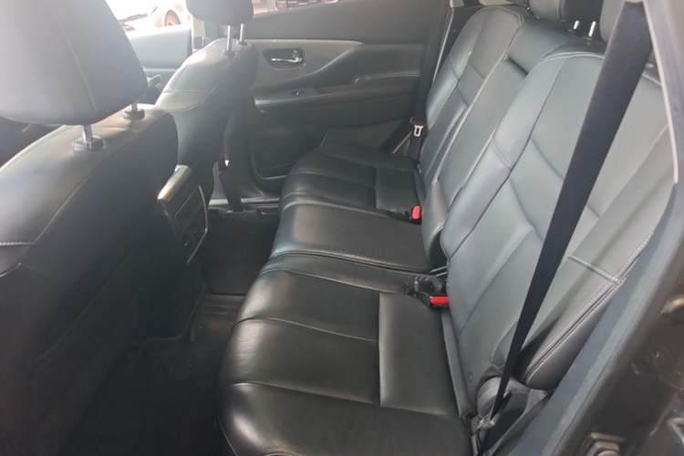 Used Nissan Murano 2017 2.5L XL Two-Wheel Drive Smart Edition Left Rear Seat