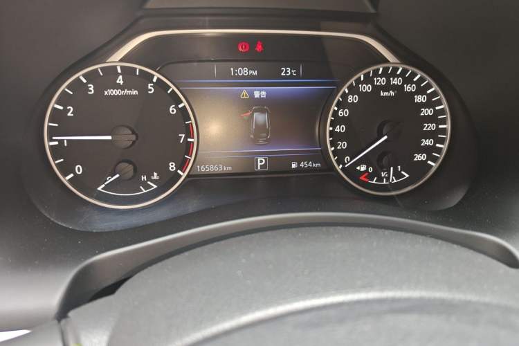 Used Nissan Murano 2017 2.5L XL Two-Wheel Drive Smart Edition Odometer Close Up