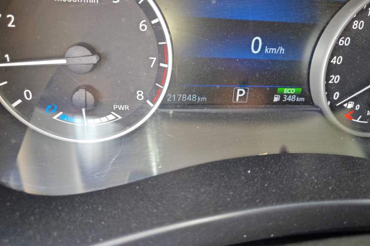 Used Nissan Murano 2017 2.5 S/C HEV XL Four-Wheel Drive Hybrid Prestige Edition Odometer Close Up
