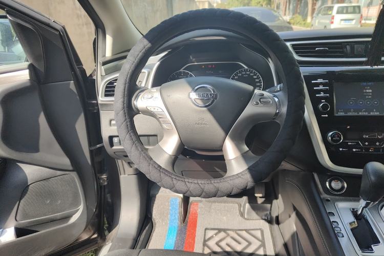 Used Nissan Murano 2017 2.5L XE Two-Wheel Drive Elite Edition Steering Wheel