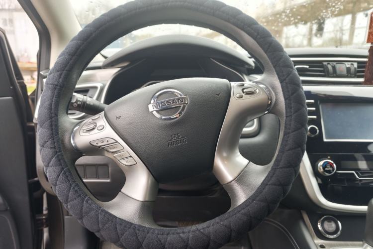 Used Nissan Murano 2017 2.5L XE Two-Wheel Drive Elite Edition Steering Wheel