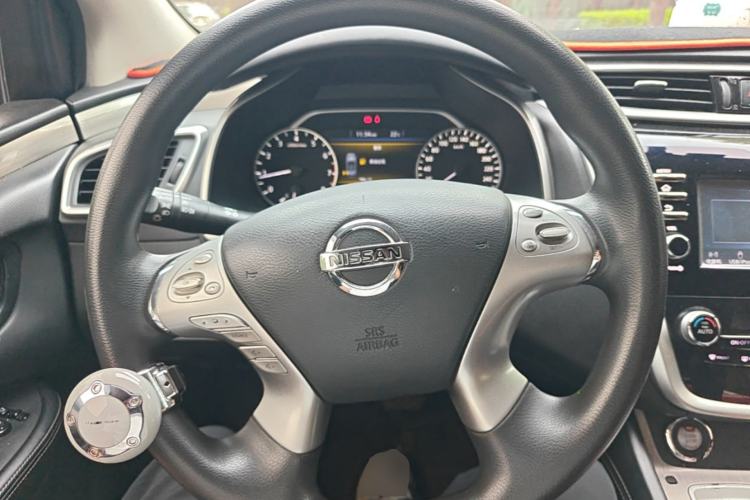 Used Nissan Murano 2017 2.5L XE Two-Wheel Drive Elite Edition Steering Wheel