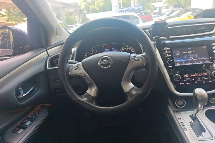 Used Nissan Murano 2017 2.5L XL Two-Wheel Drive Smart Edition Steering Wheel