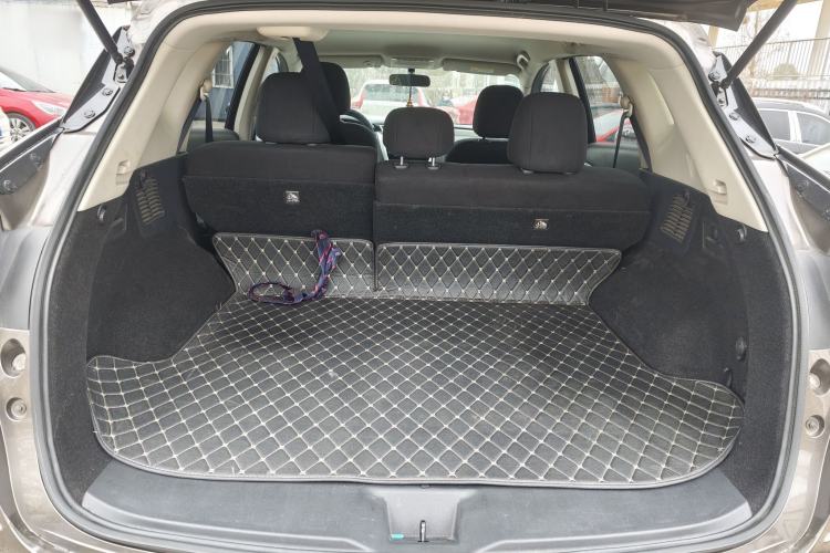 Used Nissan Murano 2017 2.5L XE Two-Wheel Drive Elite Edition Trunk