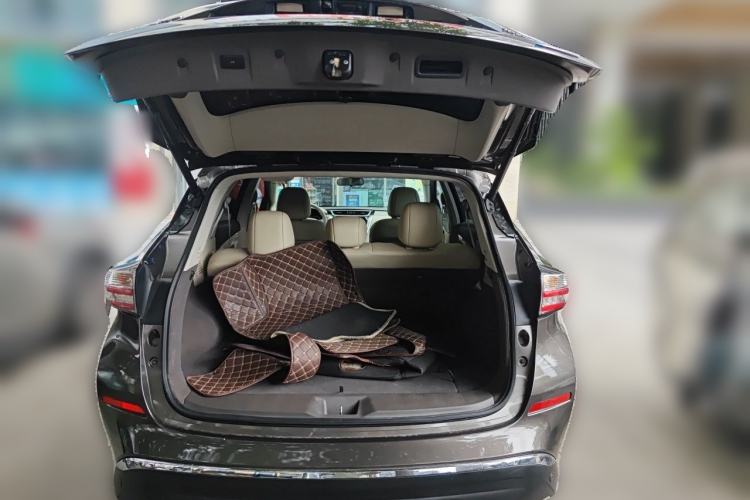 Used Nissan Murano 2017 2.5L XL Two-Wheel Drive Smart Edition Trunk