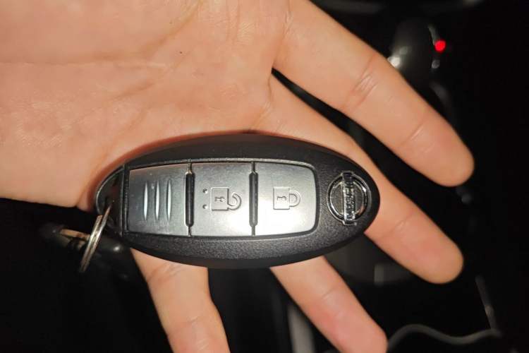 Used Nissan Murano 2017 2.5L XL Two-Wheel Drive Smart Edition Vehicle Key