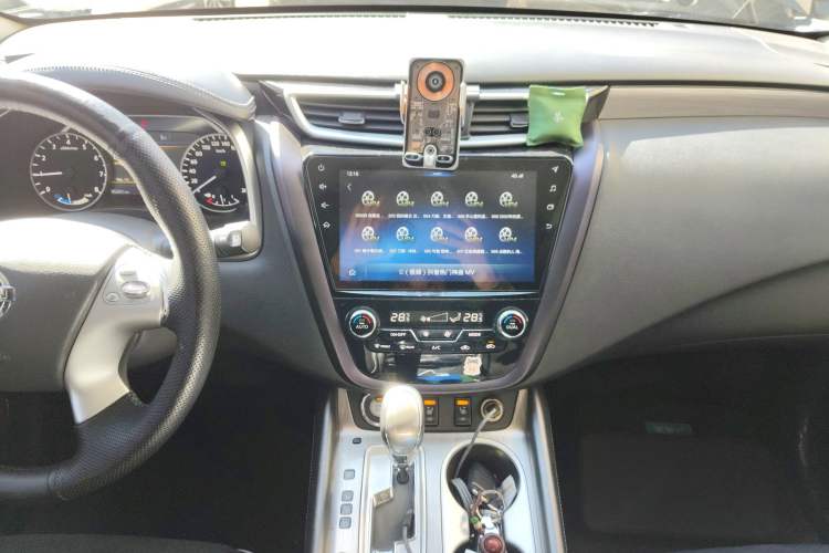 Used Nissan Murano 2019 2.5 S/C HEV XE Four-Wheel Drive Hybrid SmartConnect Prestige Version China V Emission Standard Audio And AC Panel
