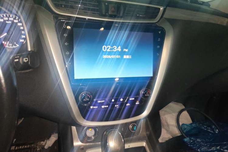 Used Nissan Murano 2019 2.5L XL Two-Wheel Drive Smart Connect Luxury Edition China VI Standard Audio And AC Panel