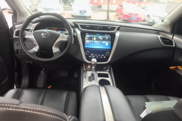 Used Nissan Murano 2019 2.5L XL Two-Wheel Drive Smart Connect Luxury Edition China VI Standard Center Console