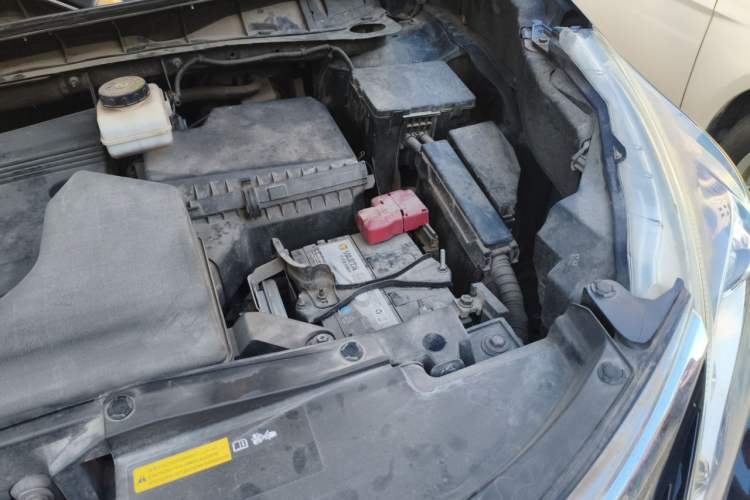 Used Nissan Murano 2019 2.5L XL Two-Wheel Drive Smart Connect Luxury Edition China VI Standard Engine Bay Left