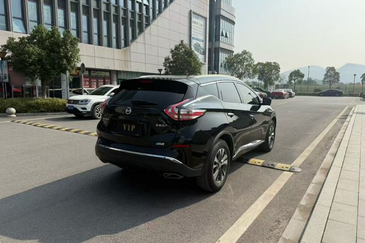 Used Nissan Murano 2019 2.5L XL Two-Wheel Drive Smart Connect Luxury Edition China VI Standard Exterior 5