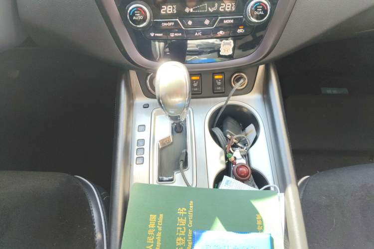 Used Nissan Murano 2019 2.5 S/C HEV XE Four-Wheel Drive Hybrid SmartConnect Prestige Version China V Emission Standard Gear Lever