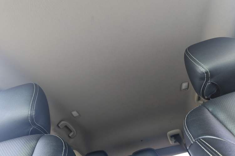 Used Nissan Murano 2019 2.5L XE Two-Wheel Drive Elite Version China VI Standard Headliner