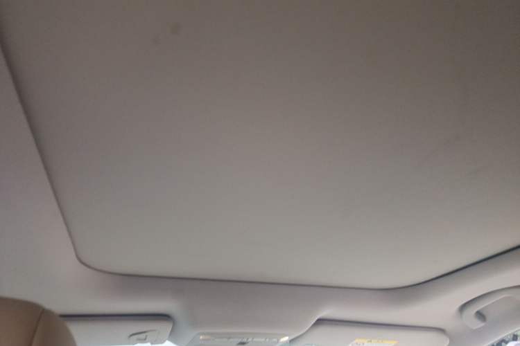 Used Nissan Murano 2019 2.5L XL Two-Wheel Drive Smart Connect Luxury Edition China VI Standard Headliner