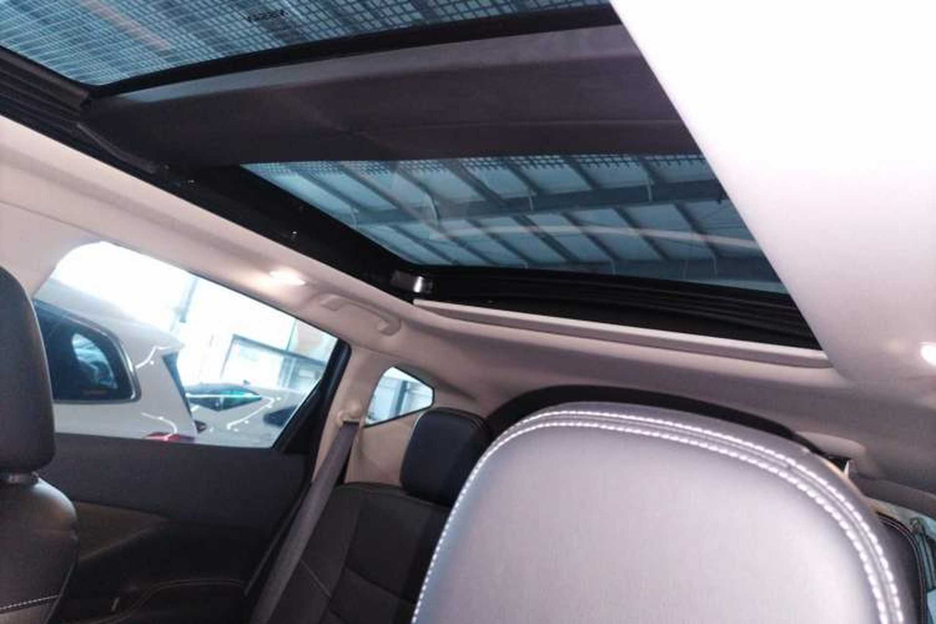 Used Nissan Murano 2019 2.5L XL Two-Wheel Drive Smart Connect Luxury Edition China VI Standard Headliner