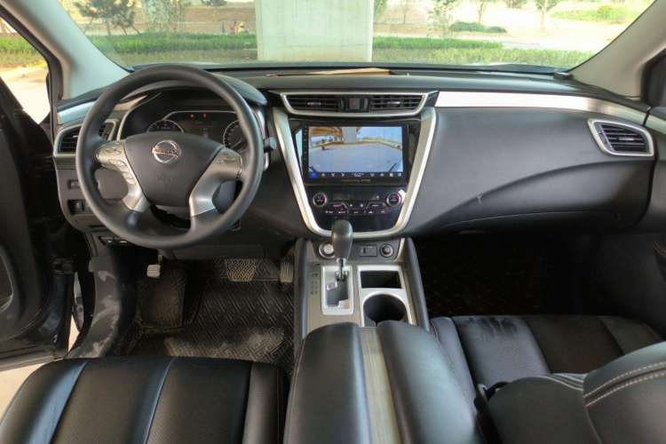 Used Nissan Murano 2019 2.5L XE Two-Wheel Drive Elite Version China VI Standard Interior 1