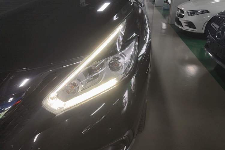 Used Nissan Murano 2019 2.5L XL Two-Wheel Drive Smart Connect Luxury Edition China VI Standard Left Front Headlight