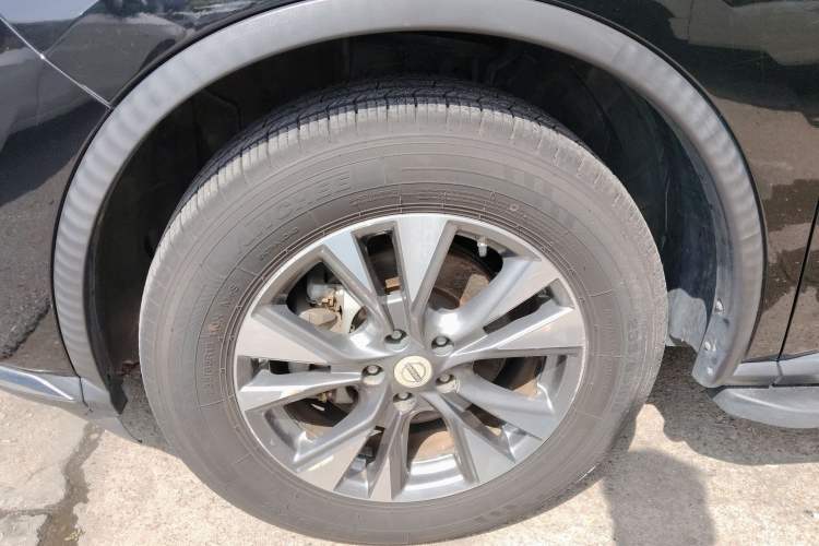 Used Nissan Murano 2019 2.5L XE Two-Wheel Drive Elite Version China VI Standard Left Front Wheel Hub