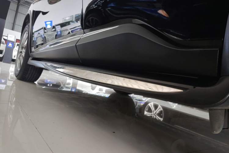Used Nissan Murano 2019 2.5L XL Two-Wheel Drive Smart Connect Luxury Edition China VI Standard Left Side Sill