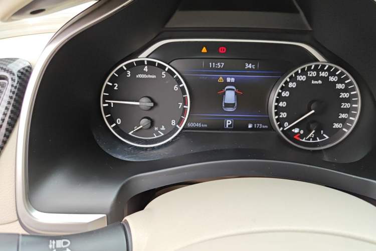 Used Nissan Murano 2019 2.5L XE Two-Wheel Drive Elite Version China V Standard Odometer Close Up