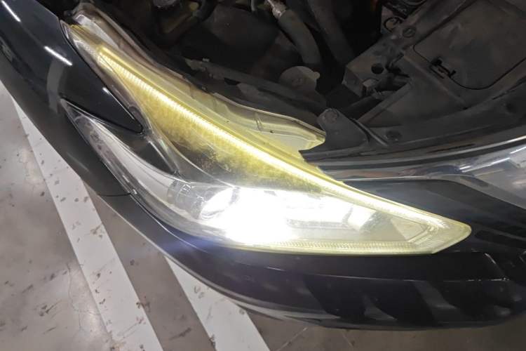 Used Nissan Murano 2019 2.5L XL Two-Wheel Drive Smart Connect Luxury Edition China VI Standard Right Front Headlight