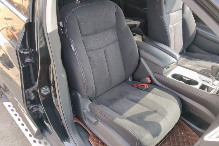 Used Nissan Murano 2019 2.5L XE Two-Wheel Drive Elite Version China VI Standard Right Front Seat