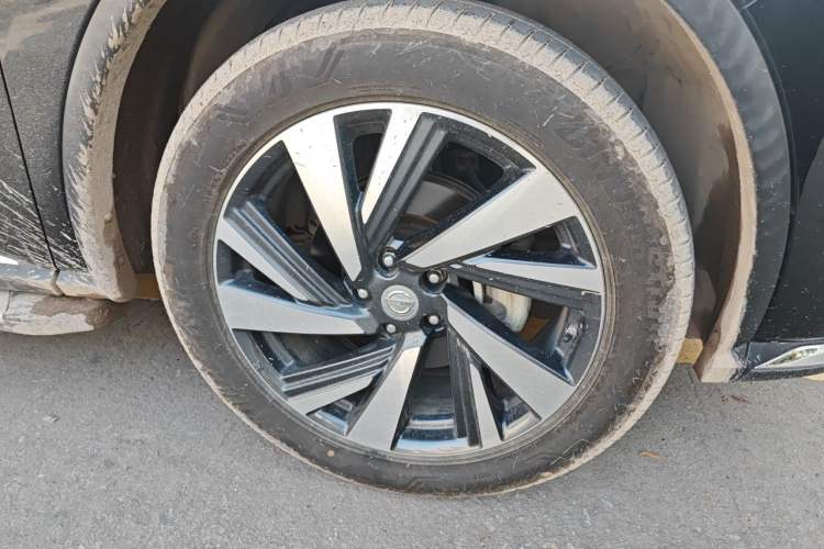 Used Nissan Murano 2019 2.5 S/C HEV XL Four-Wheel Drive Hybrid Smart Connectivity Prestige Edition China V Standard Right Front Wheel Hub