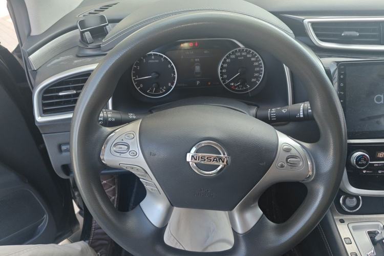 Used Nissan Murano 2019 2.5L XE Two-Wheel Drive Elite Version China VI Standard Steering Wheel