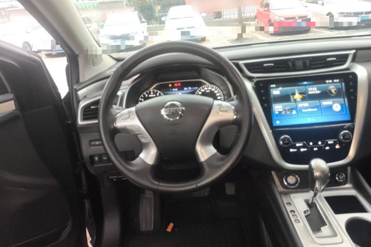 Used Nissan Murano 2019 2.5L XL Two-Wheel Drive Smart Connect Luxury Edition China VI Standard Steering Wheel