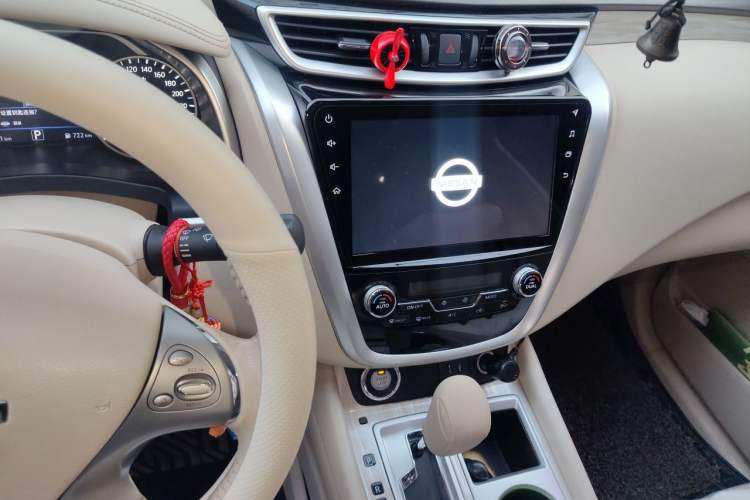 Used Nissan Murano 2019 2.5L XL Two-Wheel Drive SmartConnect Luxury Edition China V Standard Audio And AC Panel
