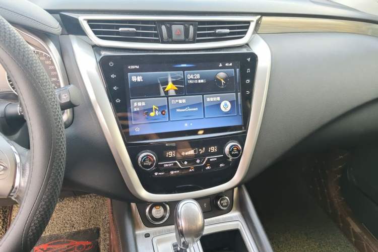 Used Nissan Murano 2019 2.5L XL Two-Wheel Drive SmartConnect Luxury Edition China V Standard Audio And AC Panel