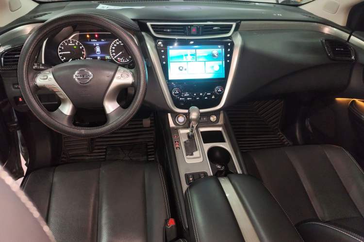 Used Nissan Murano 2019 2.5L XL Two-Wheel Drive Smart Connect Luxury Edition China VI Standard Audio And AC Panel
