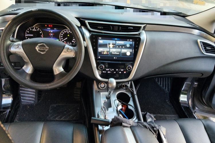 Used Nissan Murano 2019 2.5 S/C HEV XE Four-Wheel Drive Hybrid SmartConnect Prestige Edition China VI Standard Center Console