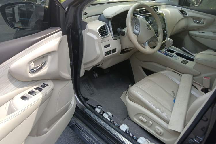 Used Nissan Murano 2019 2.5L XL Two-Wheel Drive SmartConnect Luxury Edition China V Standard Driver Seat