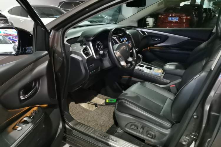 Used Nissan Murano 2019 2.5L XL Two-Wheel Drive Smart Connect Luxury Edition China VI Standard Driver Seat