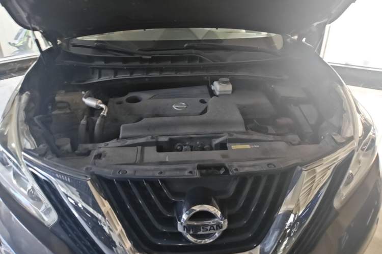 Used Nissan Murano 2019 2.5L XL Two-Wheel Drive SmartConnect Luxury Edition China V Standard Engine Bay
