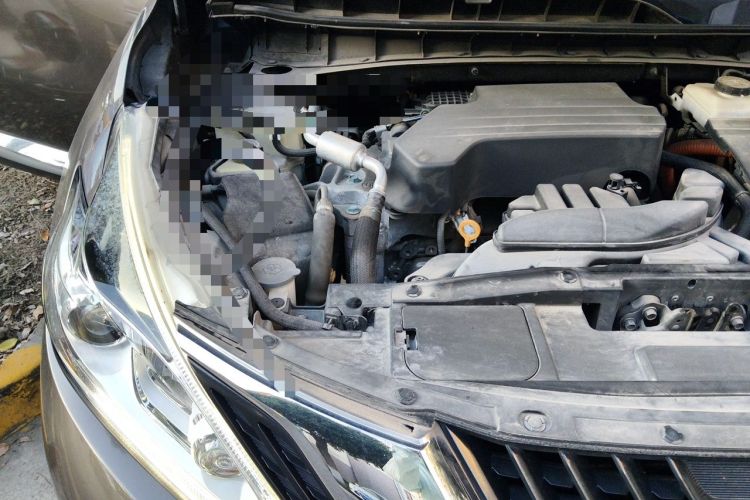 Used Nissan Murano 2019 2.5 S/C HEV XE Four-Wheel Drive Hybrid SmartConnect Prestige Edition China VI Standard Engine Bay Right