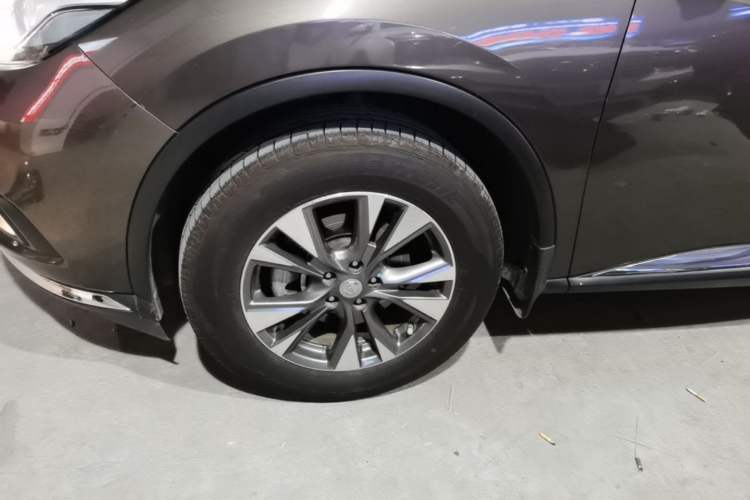 Used Nissan Murano 2019 2.5L XL Two-Wheel Drive Smart Connect Luxury Edition China VI Standard Left Front Wheel Hub