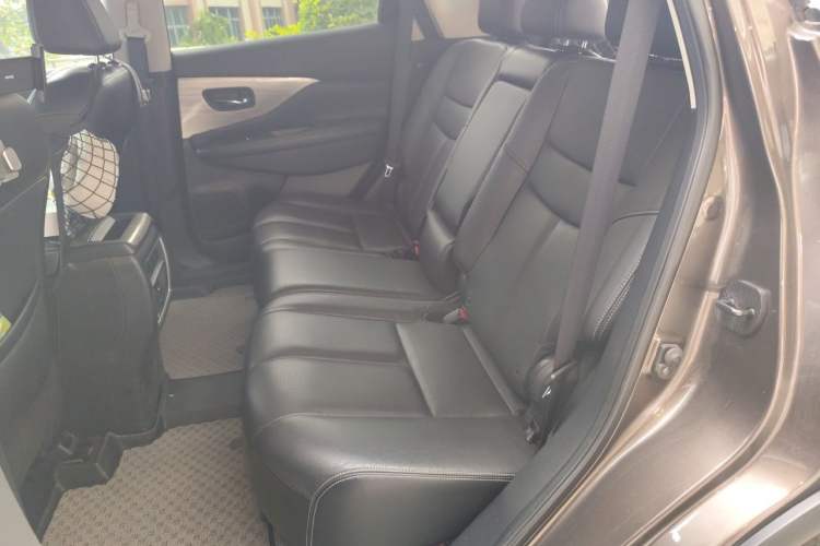 Used Nissan Murano 2019 2.5L XL Two-Wheel Drive Smart Connect Luxury Edition China VI Standard Left Rear Seat
