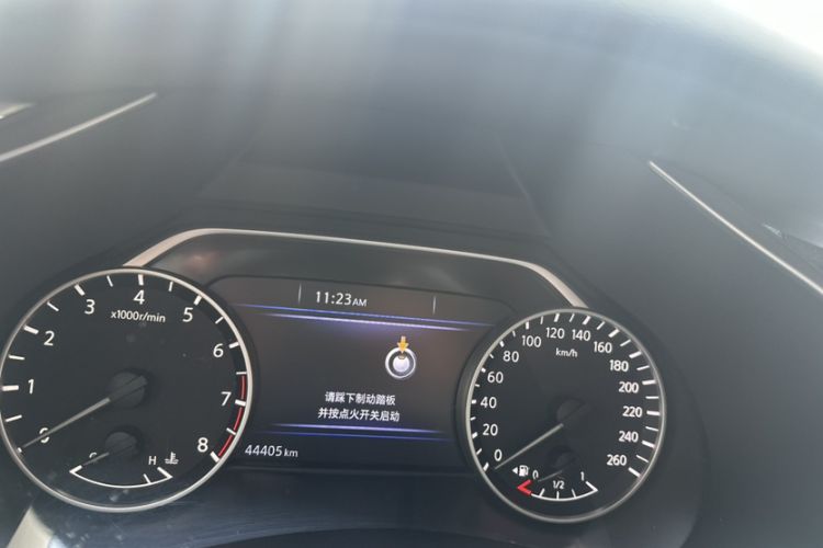 Used Nissan Murano 2019 2.5L XL Two-Wheel Drive Smart Connect Luxury Edition China VI Standard Odometer Close Up