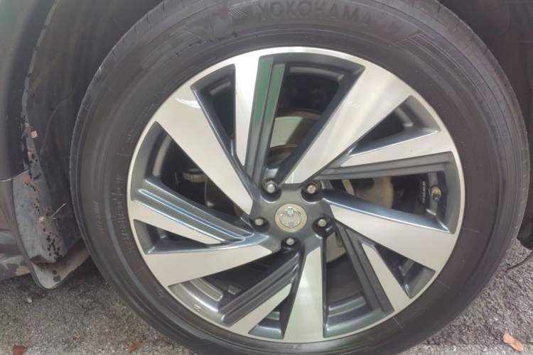 Used Nissan Murano 2019 2.5 S/C HEV XL Four-Wheel Drive Hybrid Smart Connectivity Prestige Edition China V Standard Right Front Wheel Hub