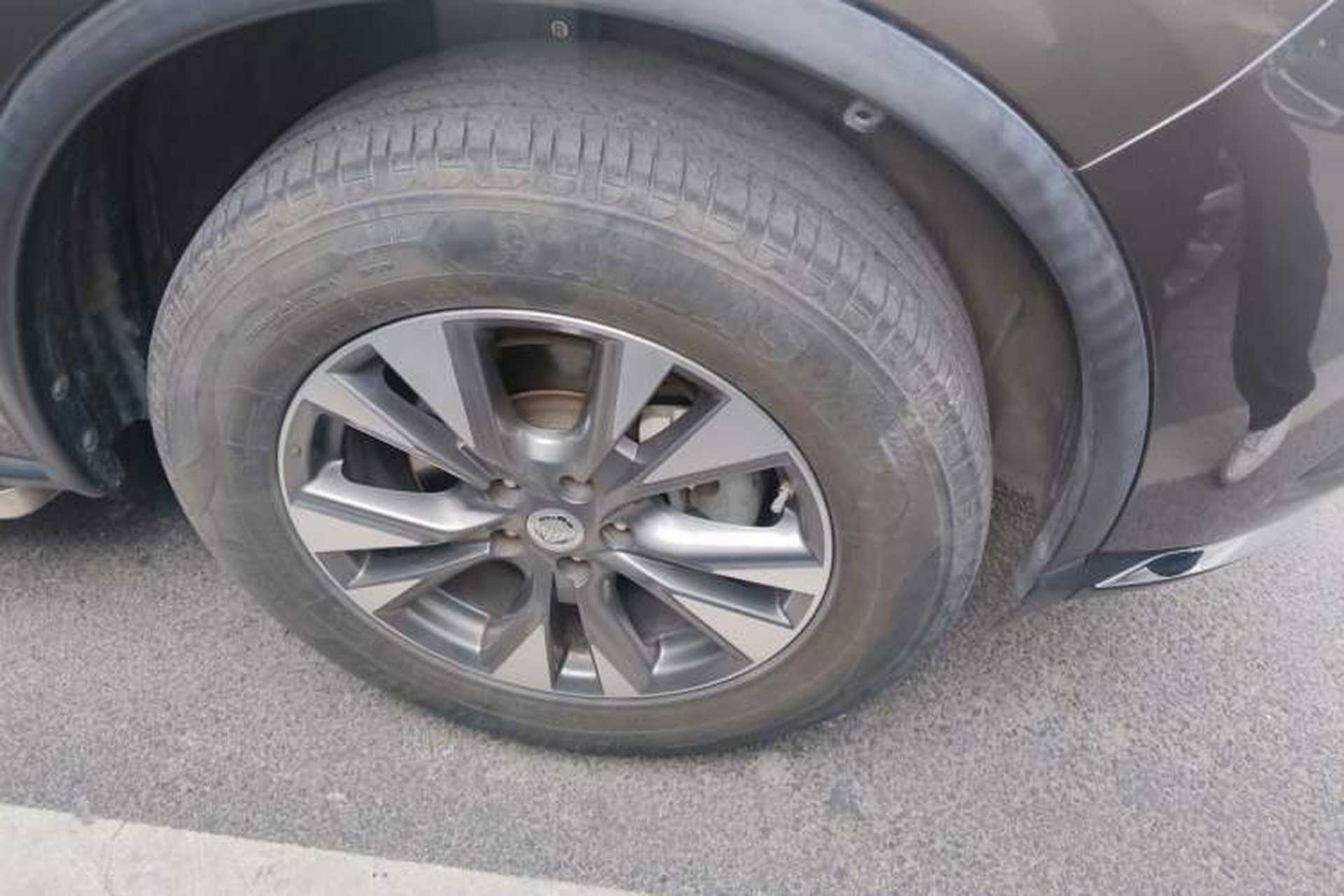 Used Nissan Murano 2019 2.5L XL Two-Wheel Drive SmartConnect Luxury Edition China V Standard Right Front Wheel Hub