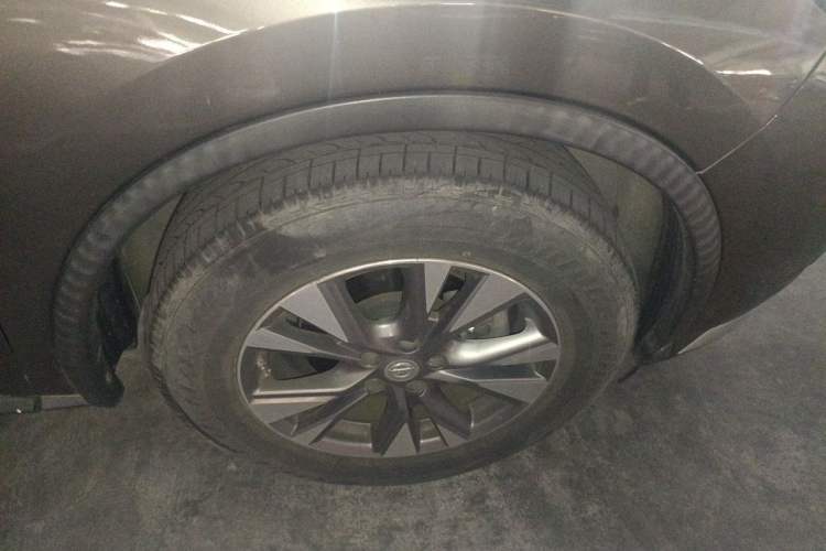 Used Nissan Murano 2019 2.5L XL Two-Wheel Drive SmartConnect Luxury Edition China V Standard Right Front Wheel Hub