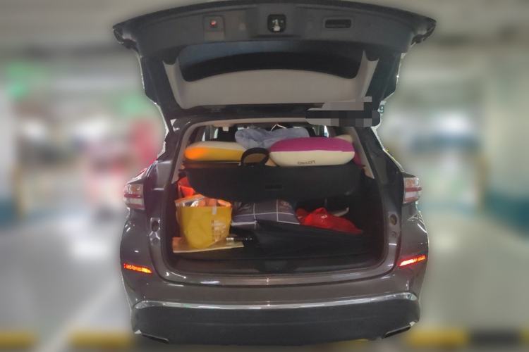 Used Nissan Murano 2019 2.5L XL Two-Wheel Drive Smart Connect Luxury Edition China VI Standard Trunk