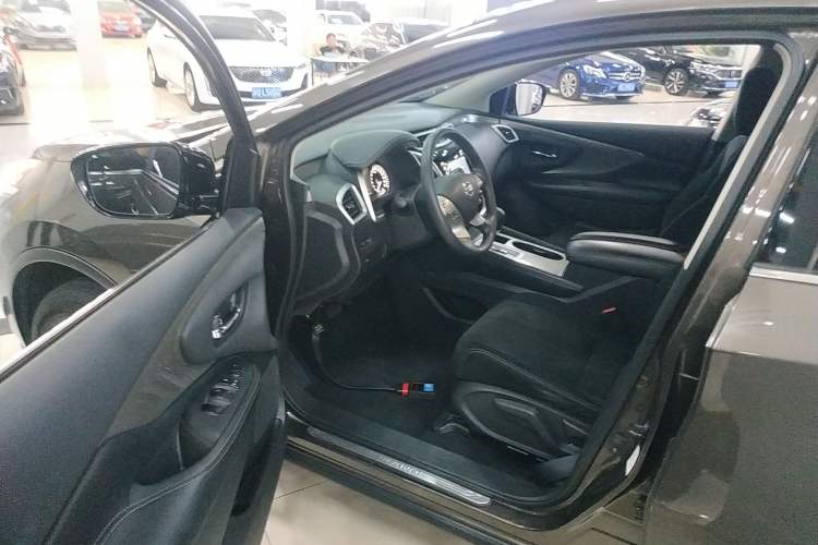 Used Nissan Murano 2019 2.5L XE Two-Wheel Drive Elite Version China VI Standard Driver Seat